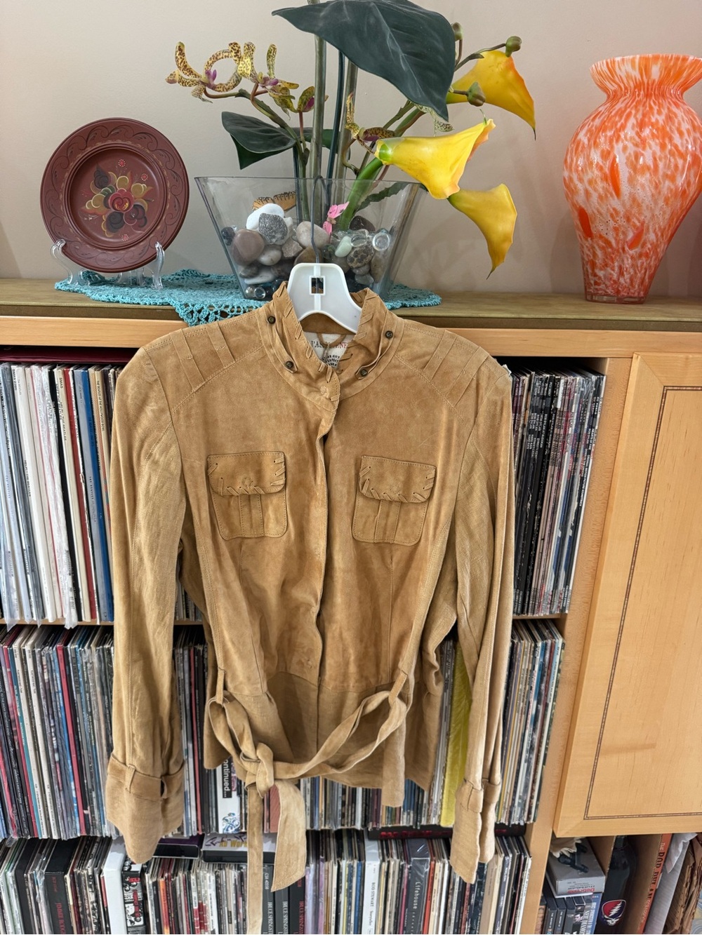 PRICE DROP: PASHA VENETO,NWT HONEY LAMBSKIN SUEDE FRONT and LINEN BACK SHACKET,M